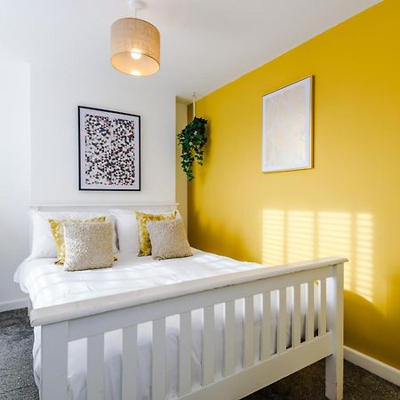 Large 7 Bedroom Town House In Chester City Centre Экстерьер фото