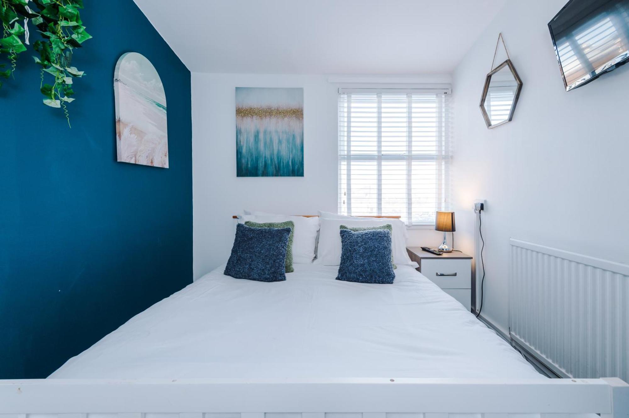 Large 7 Bedroom Town House In Chester City Centre Экстерьер фото