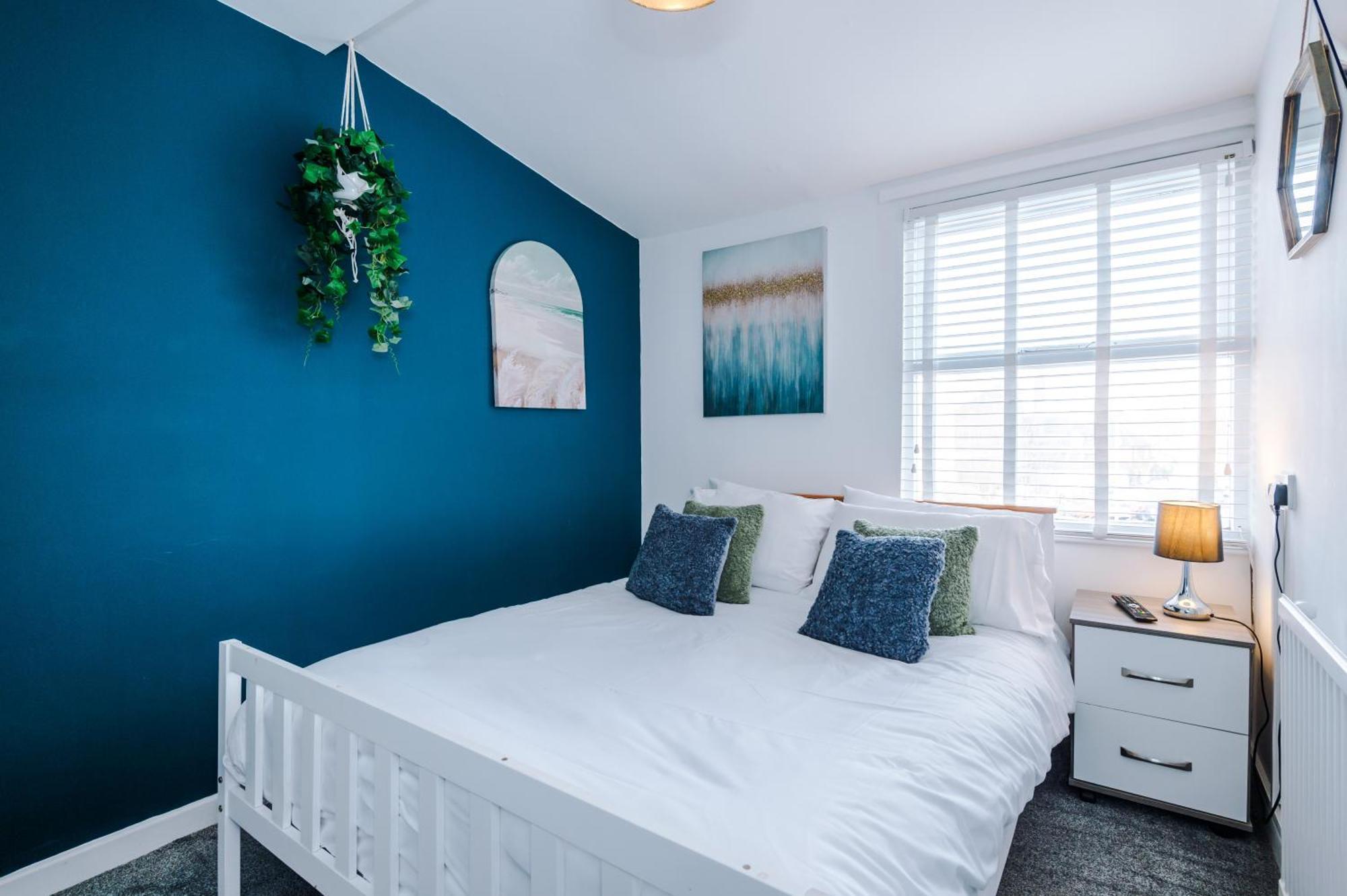 Large 7 Bedroom Town House In Chester City Centre Экстерьер фото