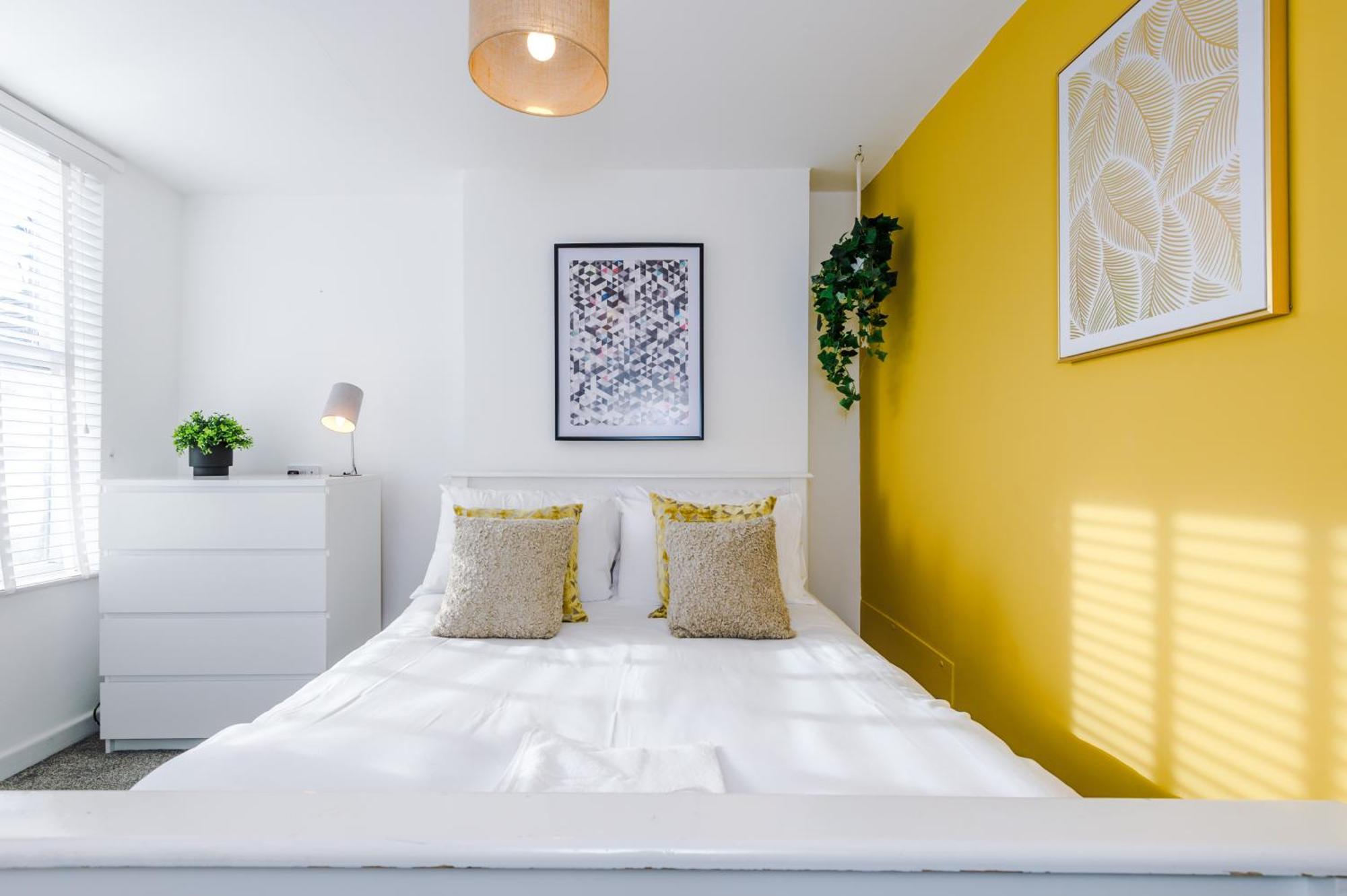 Large 7 Bedroom Town House In Chester City Centre Экстерьер фото
