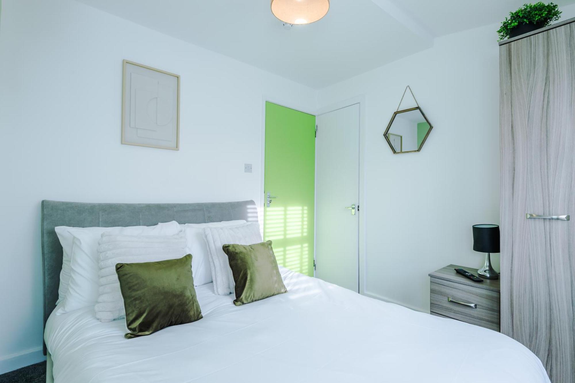 Large 7 Bedroom Town House In Chester City Centre Экстерьер фото